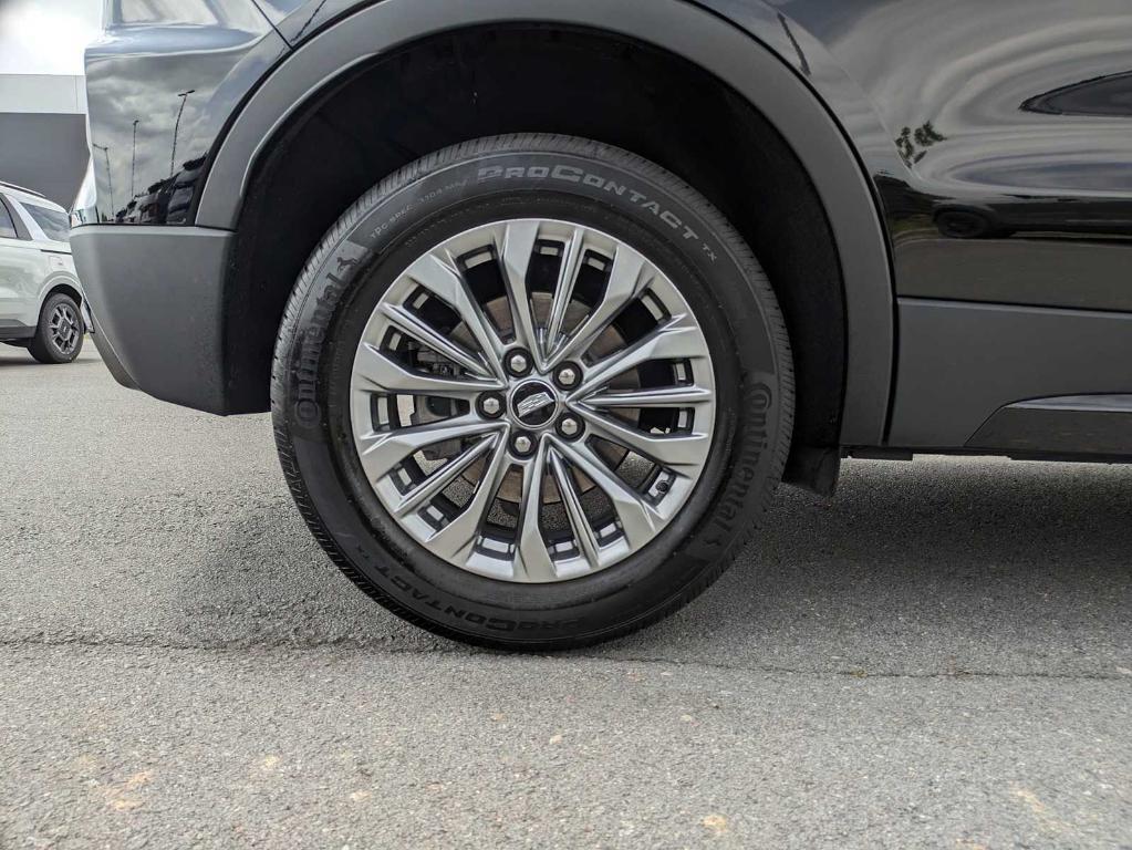 used 2024 Cadillac XT4 car, priced at $37,931