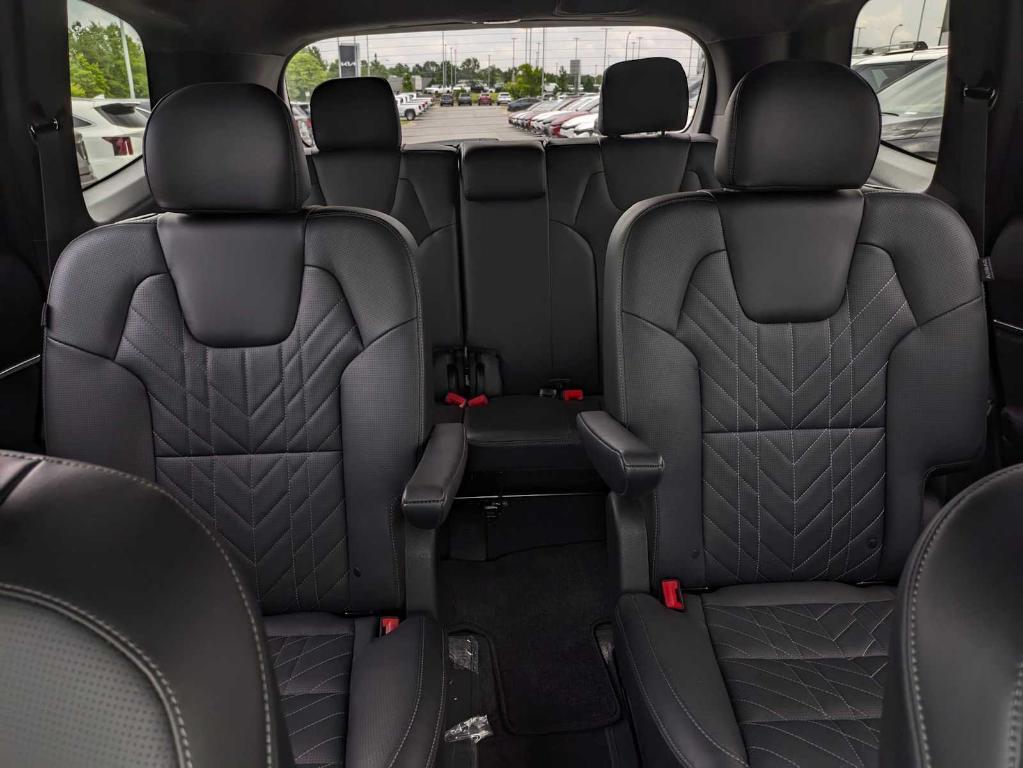 used 2024 Kia Telluride car, priced at $47,905
