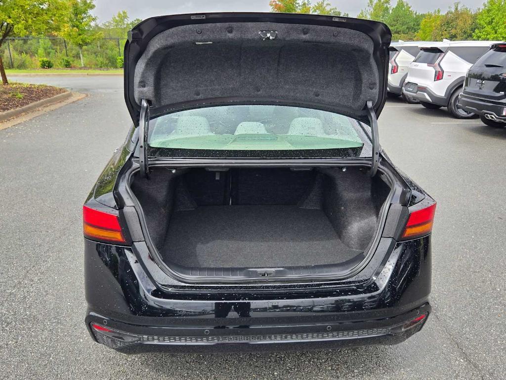 used 2024 Nissan Altima car, priced at $20,995