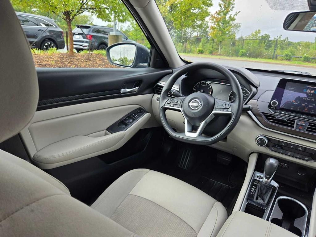 used 2024 Nissan Altima car, priced at $20,995
