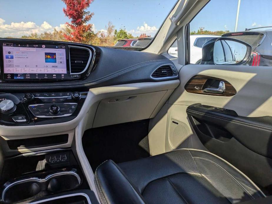 used 2022 Chrysler Pacifica car, priced at $26,389