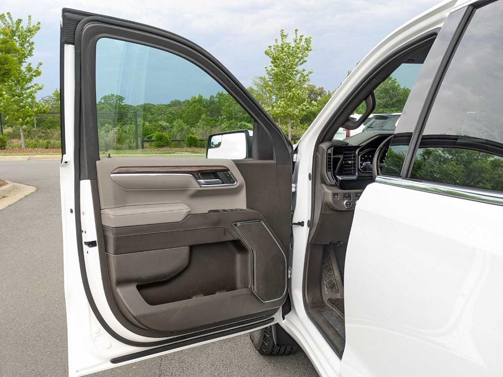 used 2024 GMC Sierra 1500 car, priced at $46,354