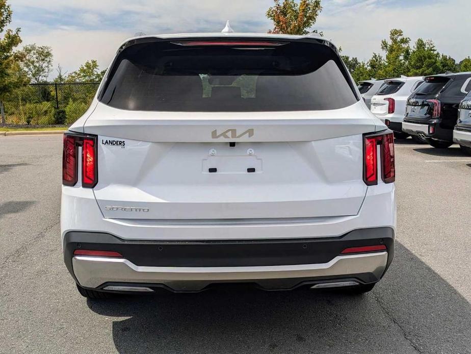 new 2025 Kia Sorento car, priced at $34,335