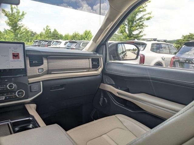 used 2023 Ford Expedition car, priced at $43,122