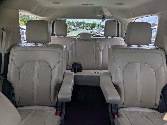 used 2023 Ford Expedition car, priced at $43,122