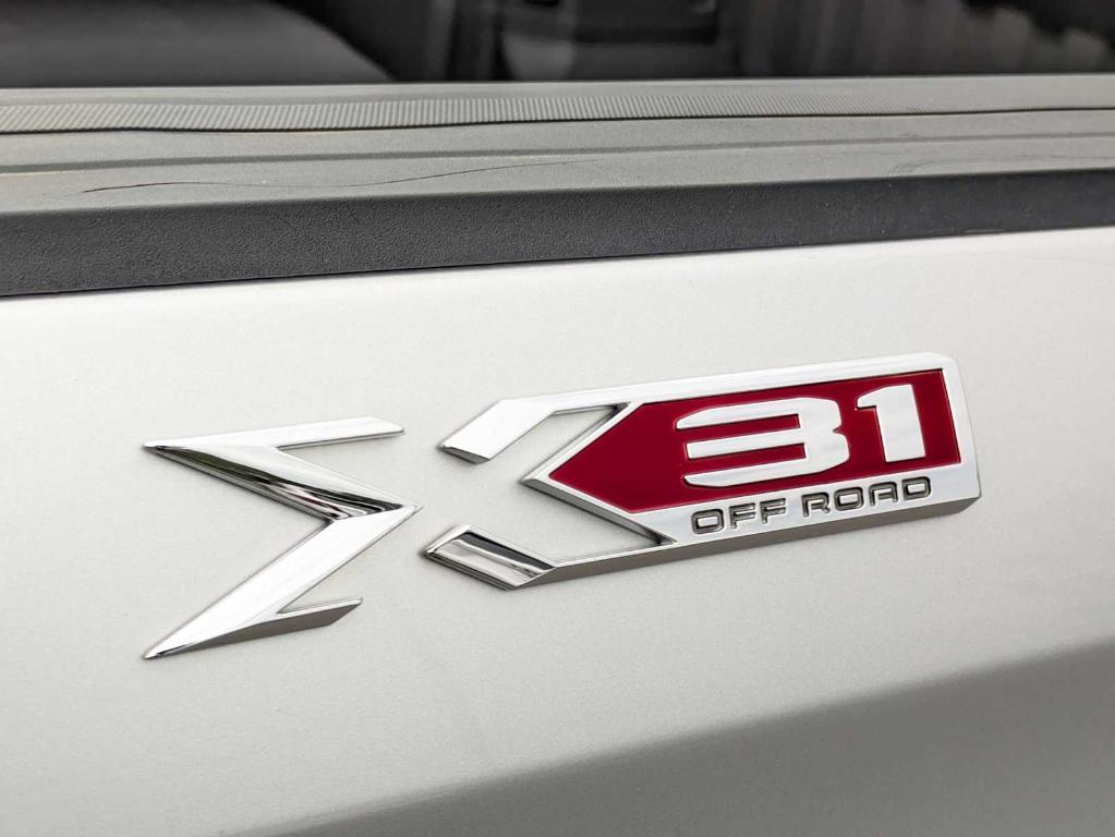 used 2022 GMC Sierra 1500 Limited car, priced at $33,138