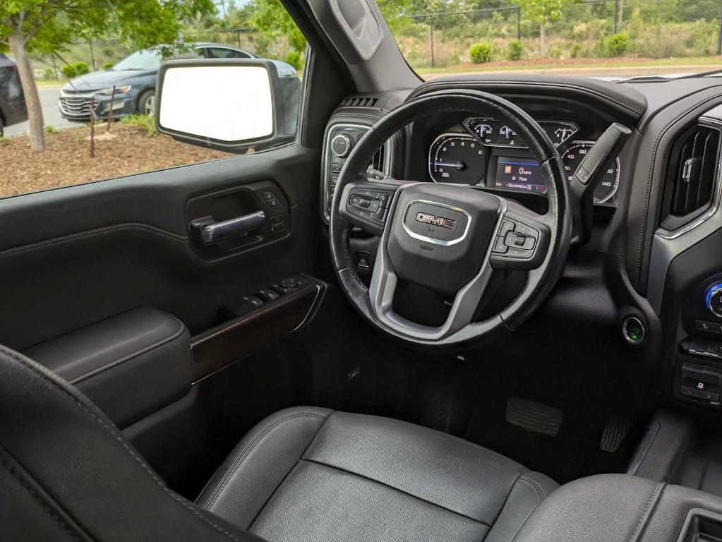 used 2022 GMC Sierra 1500 Limited car, priced at $33,138