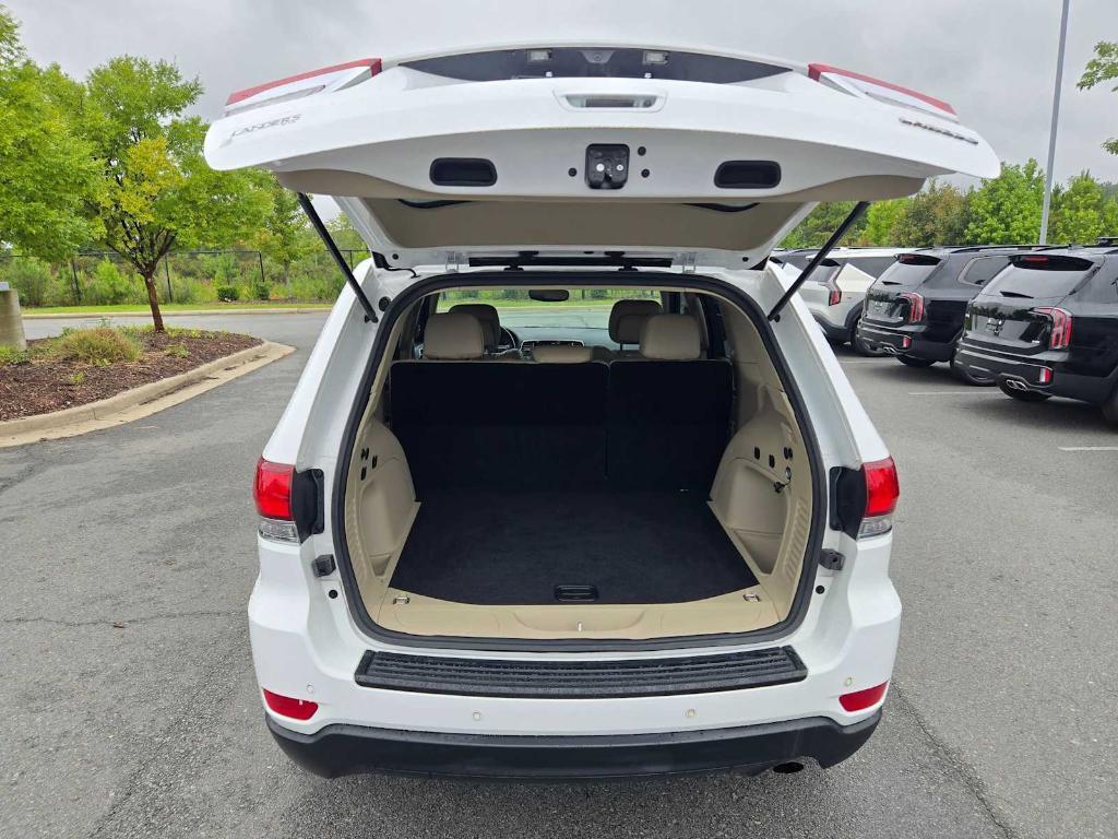 used 2022 Jeep Grand Cherokee WK car, priced at $18,679