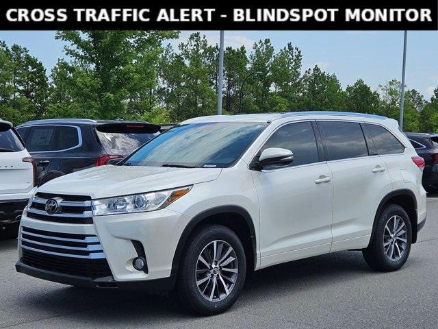 used 2017 Toyota Highlander car, priced at $23,301
