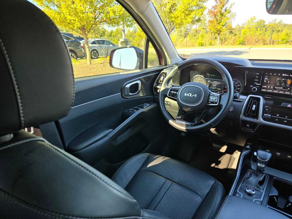 used 2022 Kia Sorento car, priced at $21,549