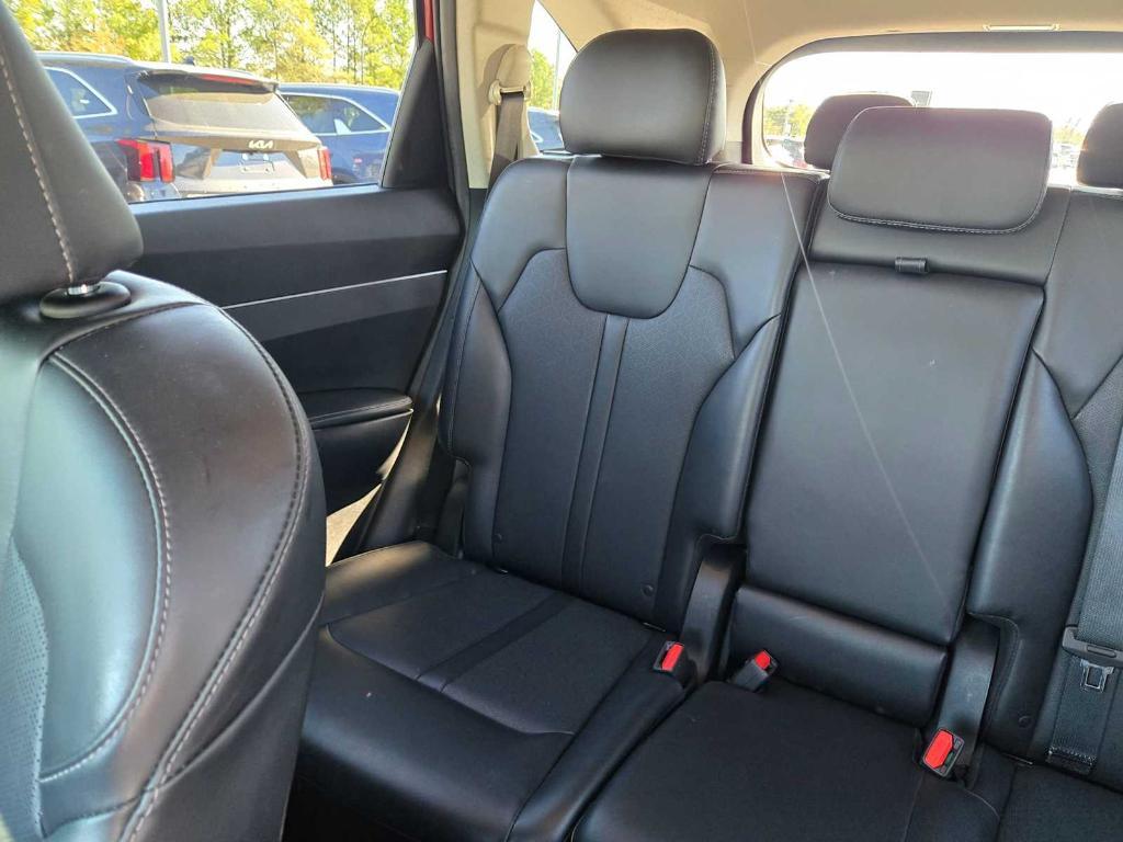 used 2022 Kia Sorento car, priced at $21,549