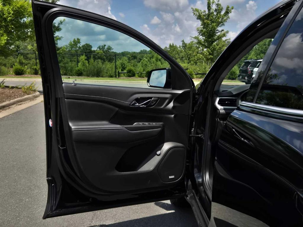 used 2021 GMC Acadia car, priced at $21,245