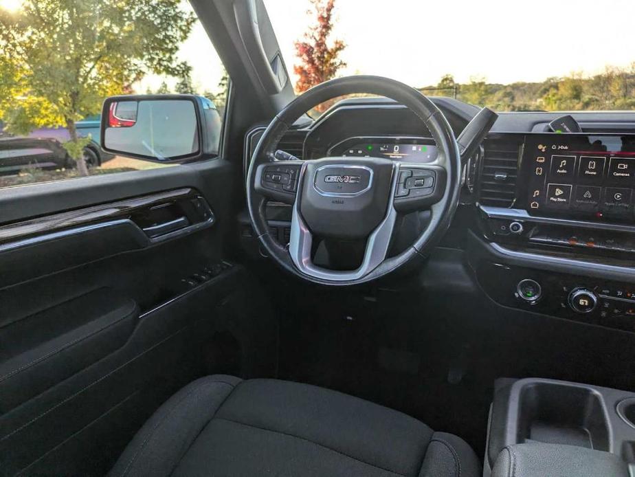 used 2022 GMC Sierra 1500 car, priced at $39,417