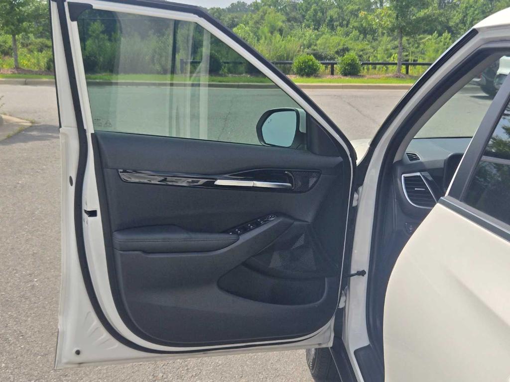 used 2024 Kia Seltos car, priced at $23,771