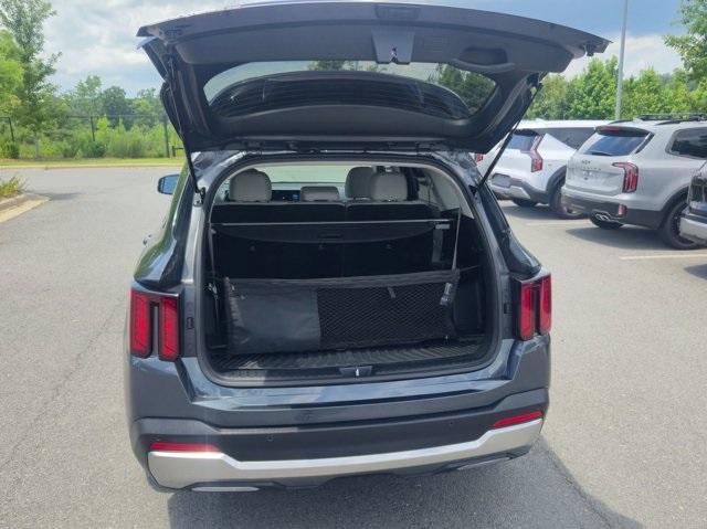 used 2025 Kia Sorento car, priced at $34,990