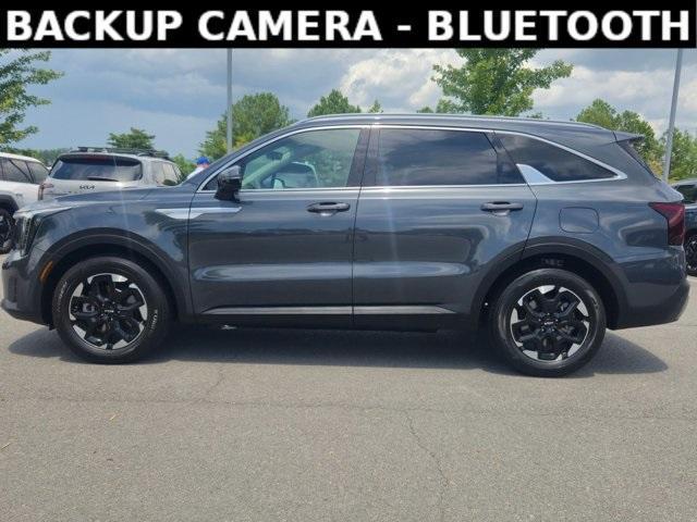 used 2025 Kia Sorento car, priced at $34,990