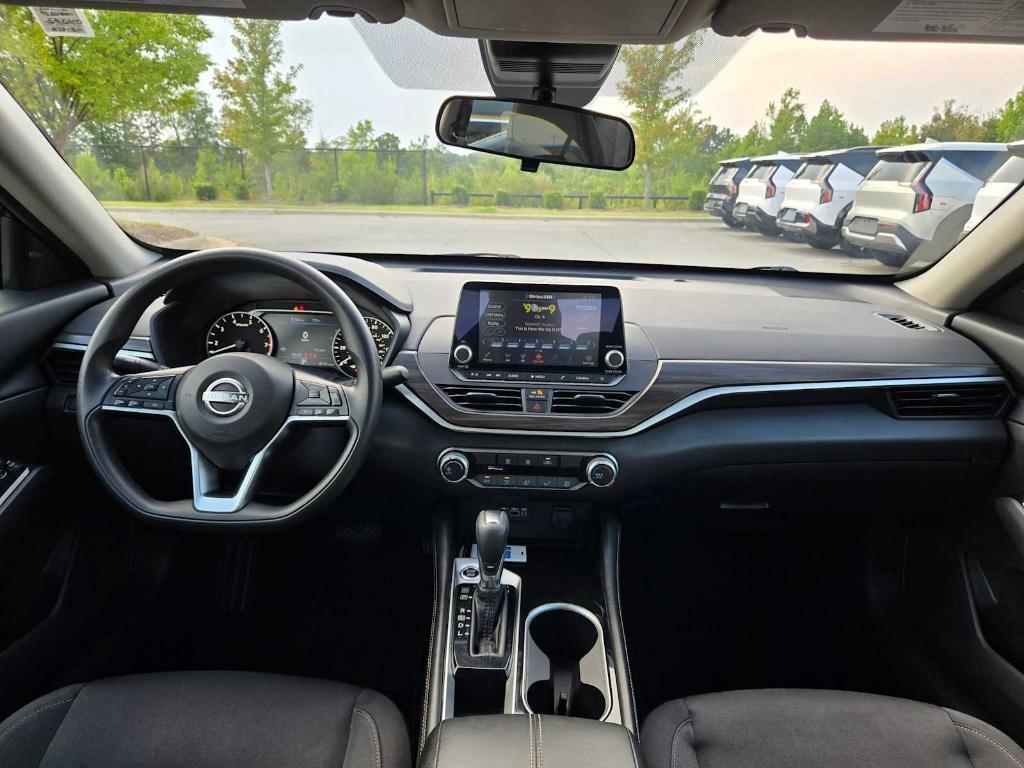 used 2023 Nissan Altima car, priced at $18,496