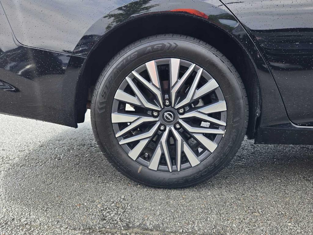 used 2024 Nissan Altima car, priced at $20,800