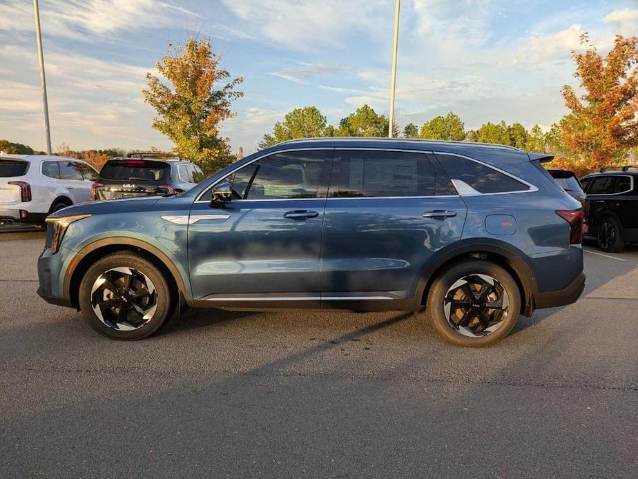 new 2025 Kia Sorento Hybrid car, priced at $47,680