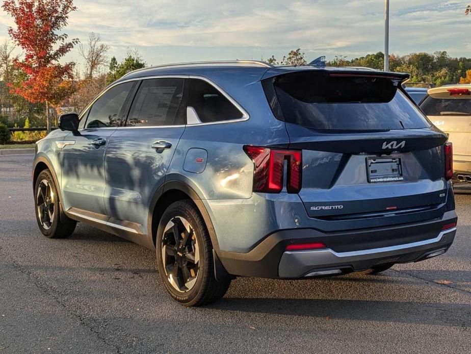 new 2025 Kia Sorento Hybrid car, priced at $47,680