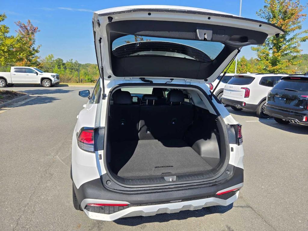 used 2025 Kia Sportage car, priced at $27,620