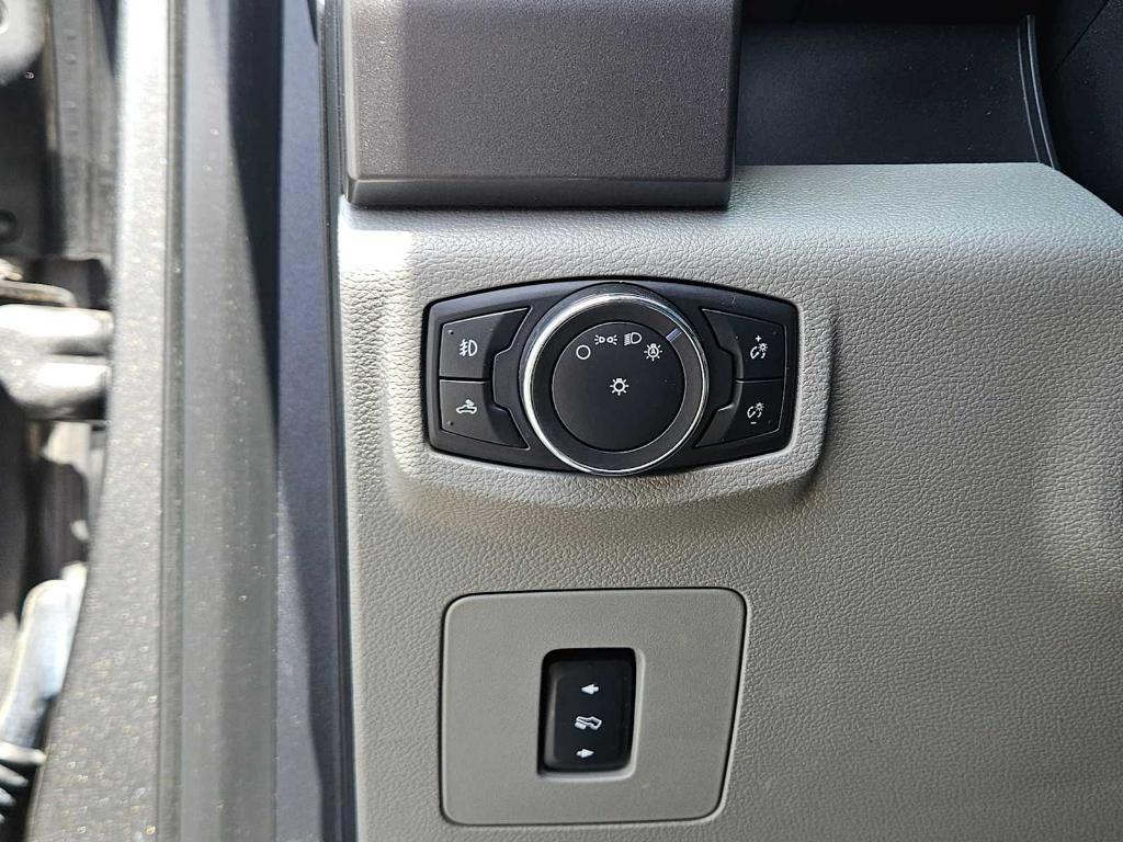 used 2017 Ford F-150 car, priced at $26,305