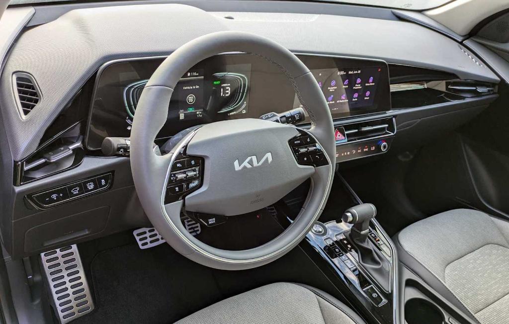 new 2024 Kia Niro car, priced at $37,230