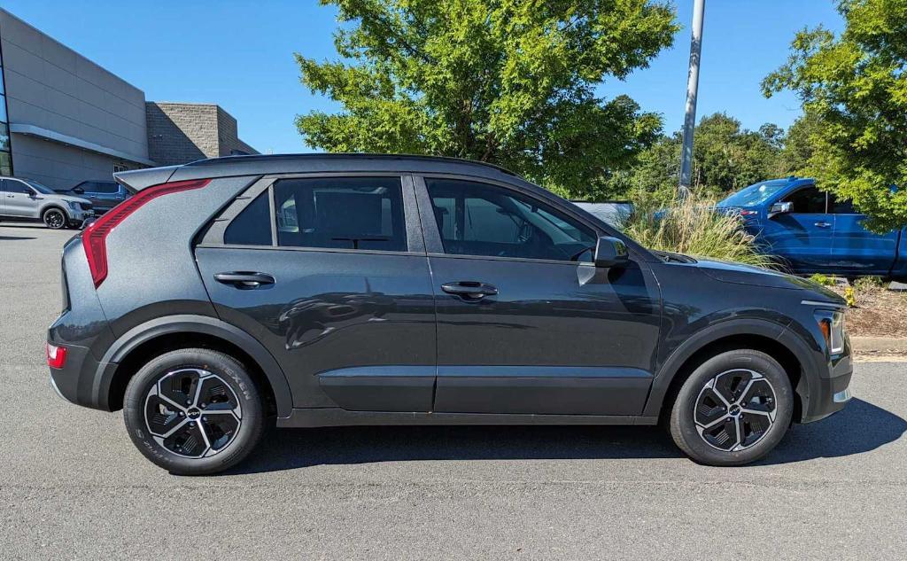 new 2024 Kia Niro car, priced at $28,105