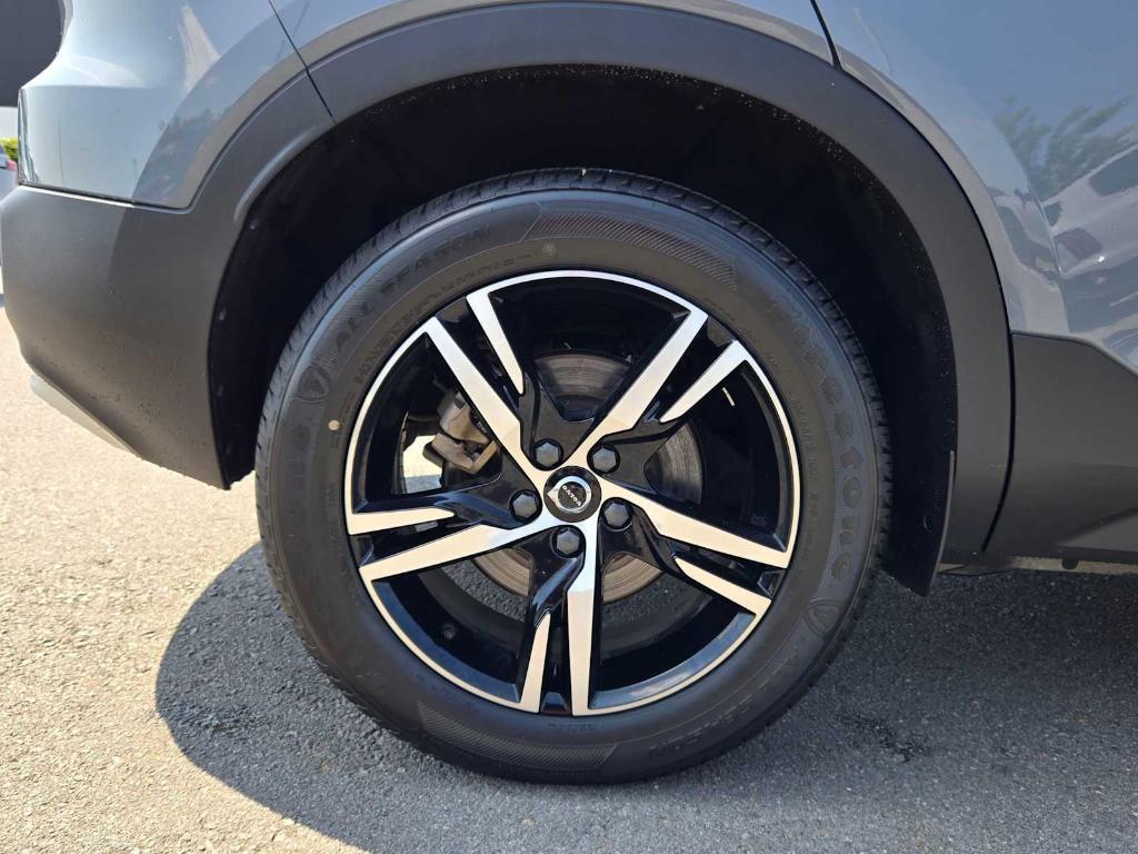 used 2023 Volvo XC40 car, priced at $20,968