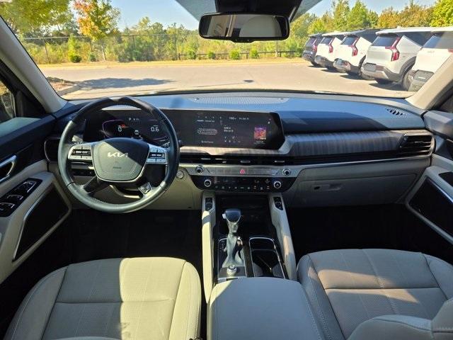 used 2024 Kia Telluride car, priced at $39,178