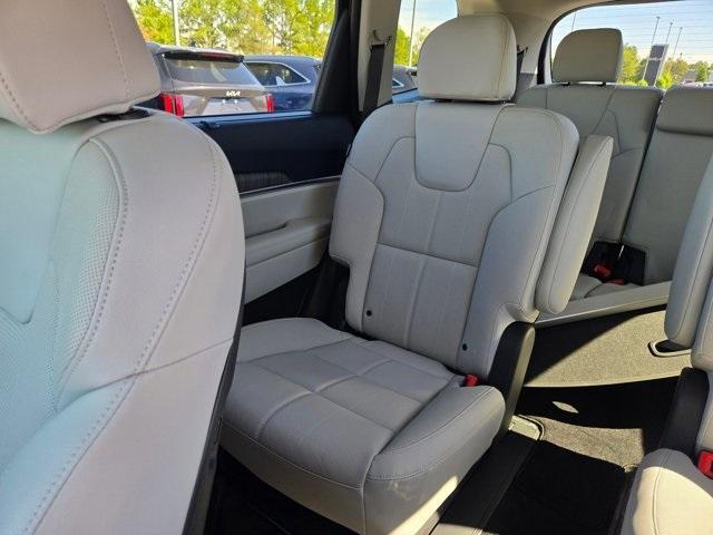 used 2024 Kia Telluride car, priced at $39,178