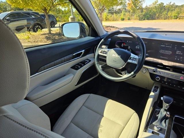 used 2024 Kia Telluride car, priced at $39,178