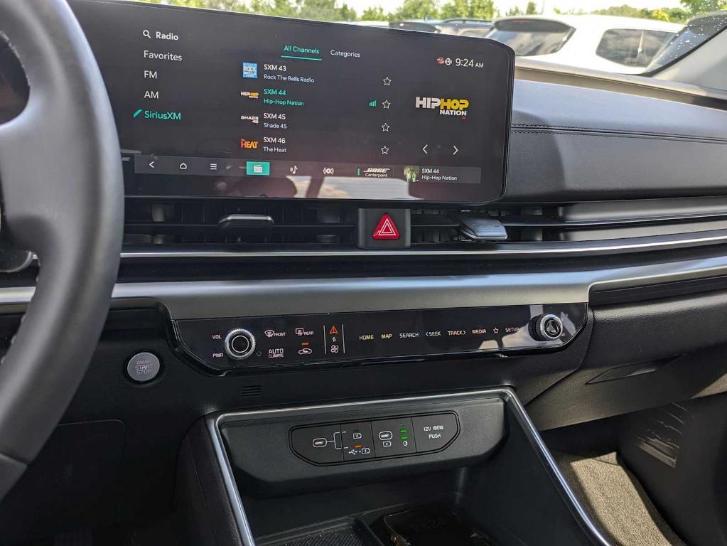 used 2025 Kia Carnival Hybrid car, priced at $49,659