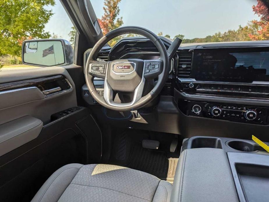 used 2023 GMC Sierra 1500 car, priced at $44,674