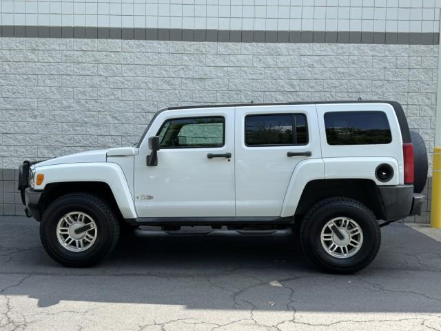 used 2006 Hummer H3 car, priced at $8,990