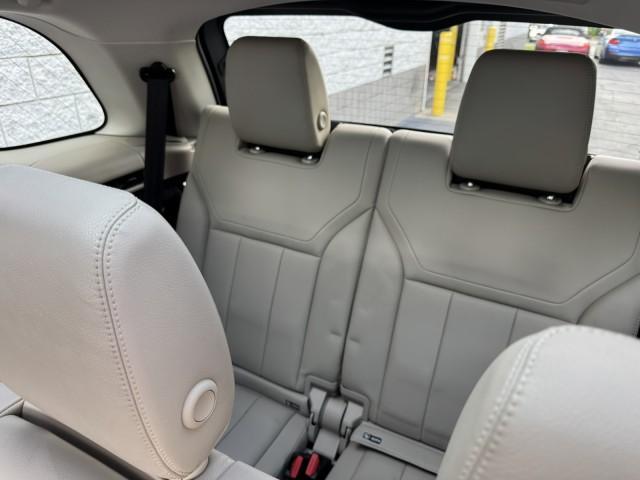 used 2019 Land Rover Discovery car, priced at $22,500