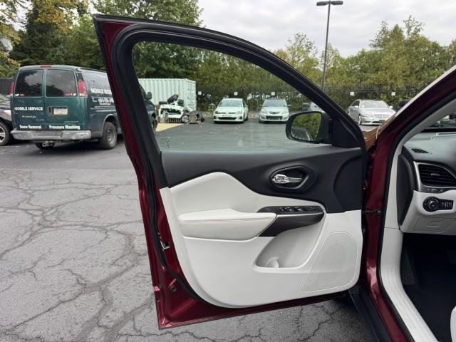 used 2020 Jeep Cherokee car, priced at $11,990