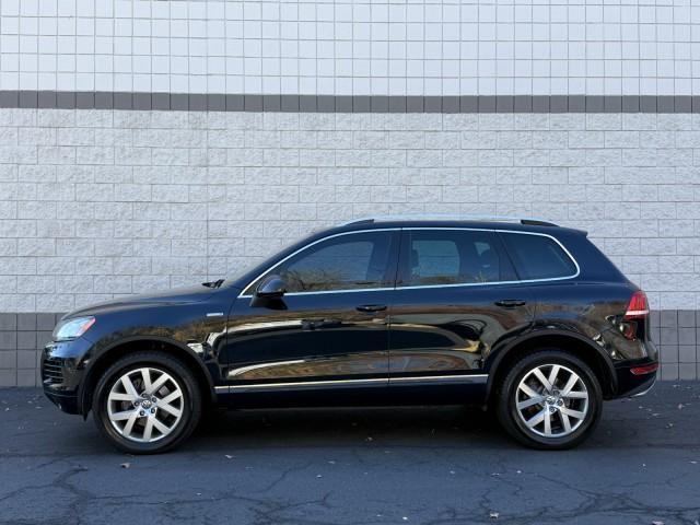 used 2014 Volkswagen Touareg car, priced at $17,750