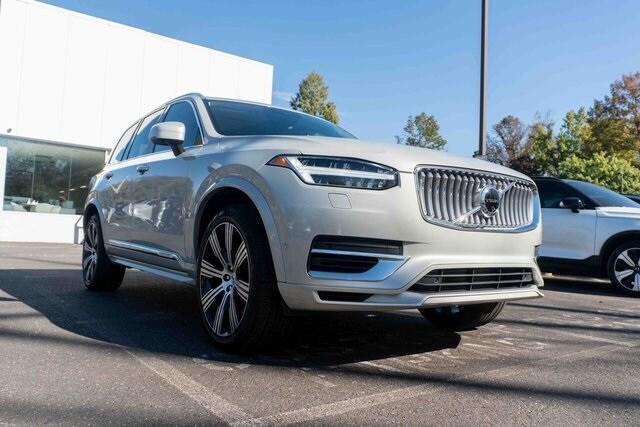 used 2022 Volvo XC90 Recharge Plug-In Hybrid car, priced at $52,995