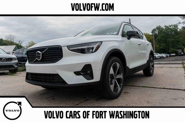 new 2025 Volvo XC40 car, priced at $47,750