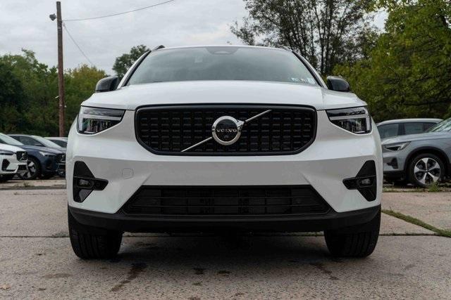 new 2025 Volvo XC40 car, priced at $47,750