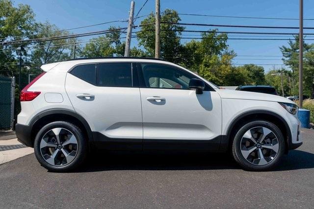 new 2025 Volvo XC40 car, priced at $48,315