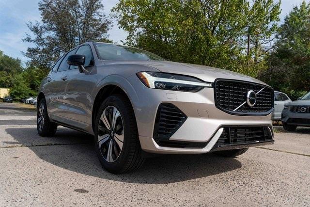 new 2025 Volvo XC60 Plug-In Hybrid car, priced at $61,690