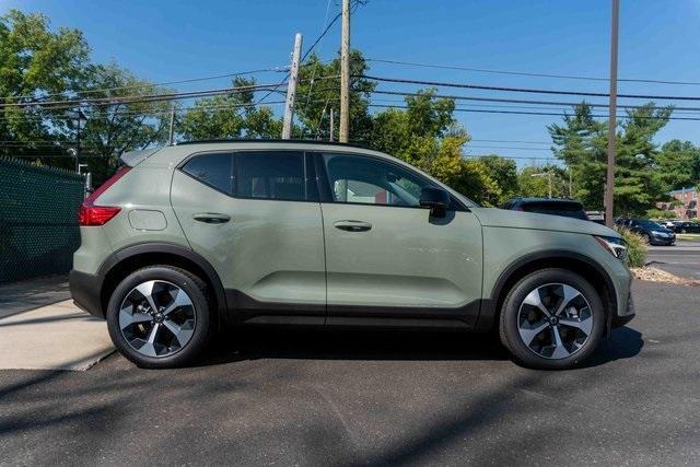 new 2025 Volvo XC40 car, priced at $49,565