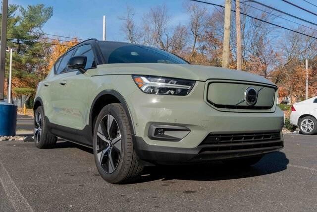 used 2022 Volvo XC40 Recharge Pure Electric car, priced at $32,985