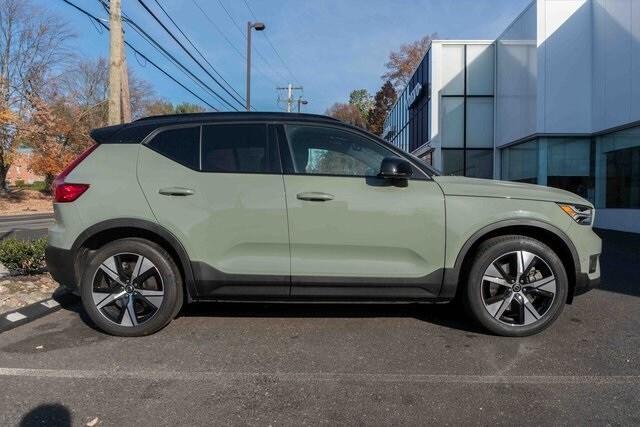 used 2022 Volvo XC40 Recharge Pure Electric car, priced at $32,985