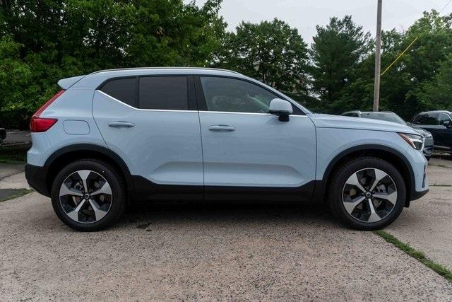 new 2024 Volvo XC40 car, priced at $48,295