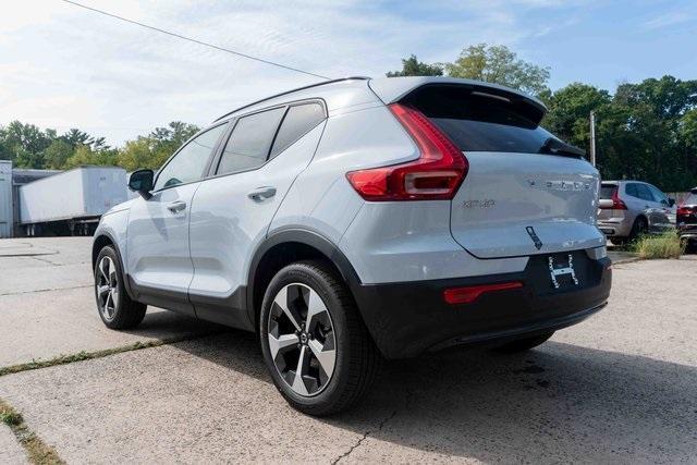 new 2025 Volvo XC40 car, priced at $47,750