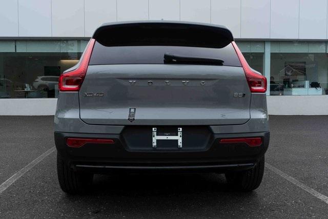 new 2025 Volvo XC40 car, priced at $50,375