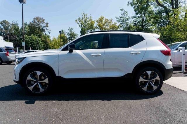 new 2025 Volvo XC40 car, priced at $48,315